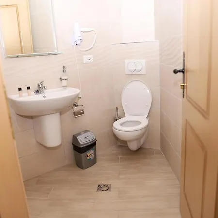 Borklad Hotel